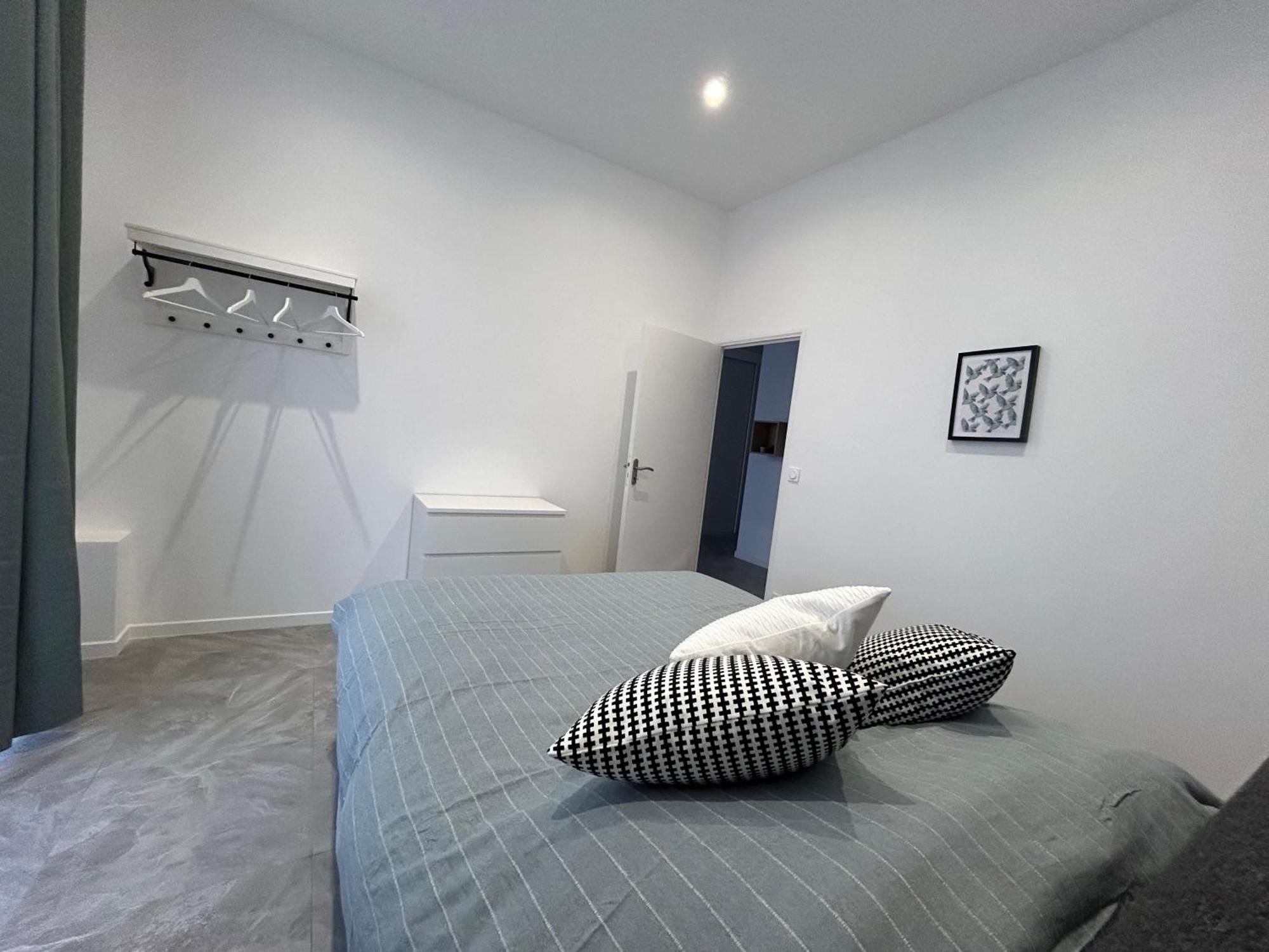 Residence "A Torbia" , 4 Appartements De 2 A 6 Personnes Ла Тюрби Стая снимка